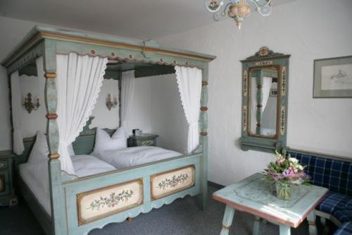 Hotel Krone Hirschberg an der Bergstrasse Room photo